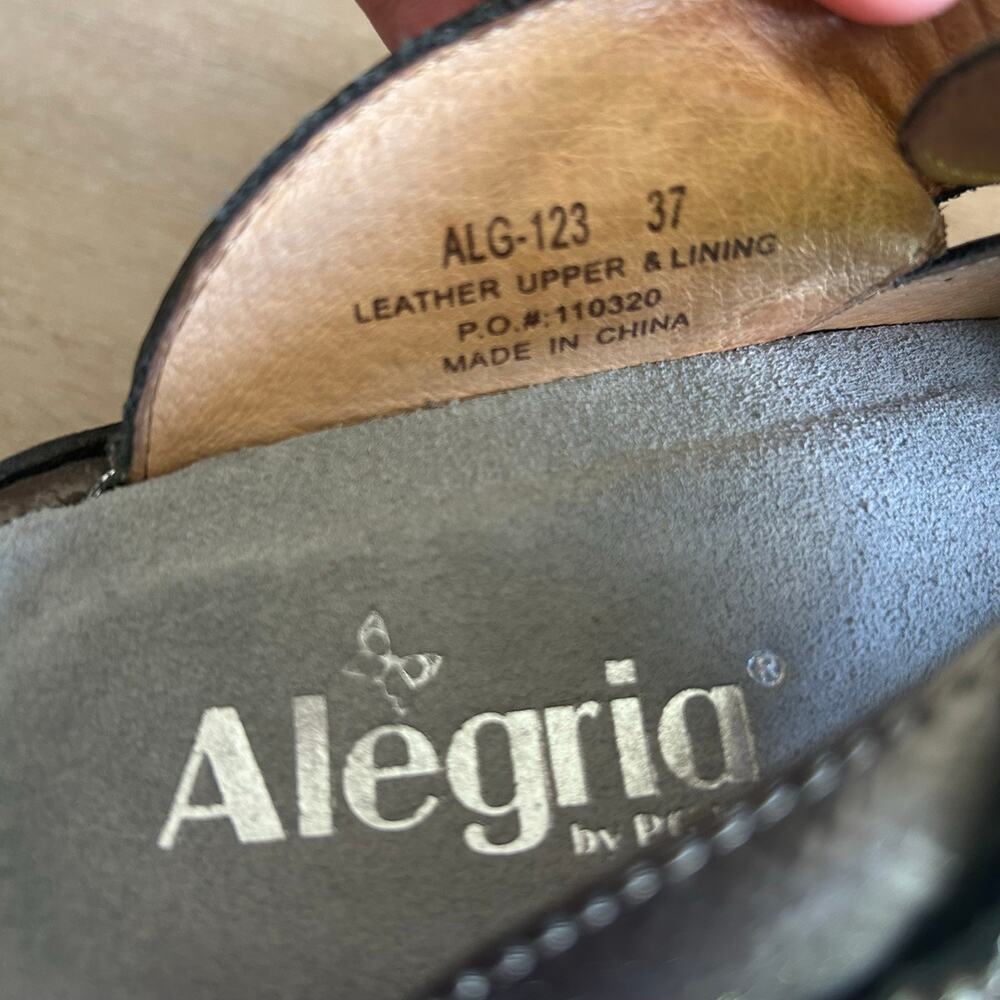 Allegra Women’s Metallic Gray Mary Jane Comfort Clogs, Slip-On, Buckle Detail - Picture 5 of 9